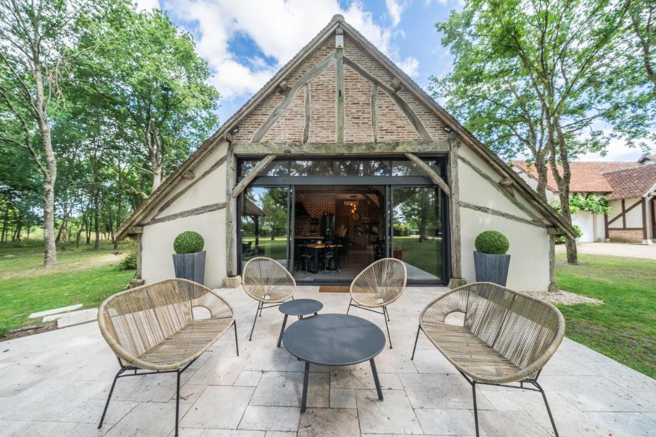 La Grange De Leonie, Chambres D'Hotes Avec Piscine Et Spa Méry-sur-Cher Exterior foto